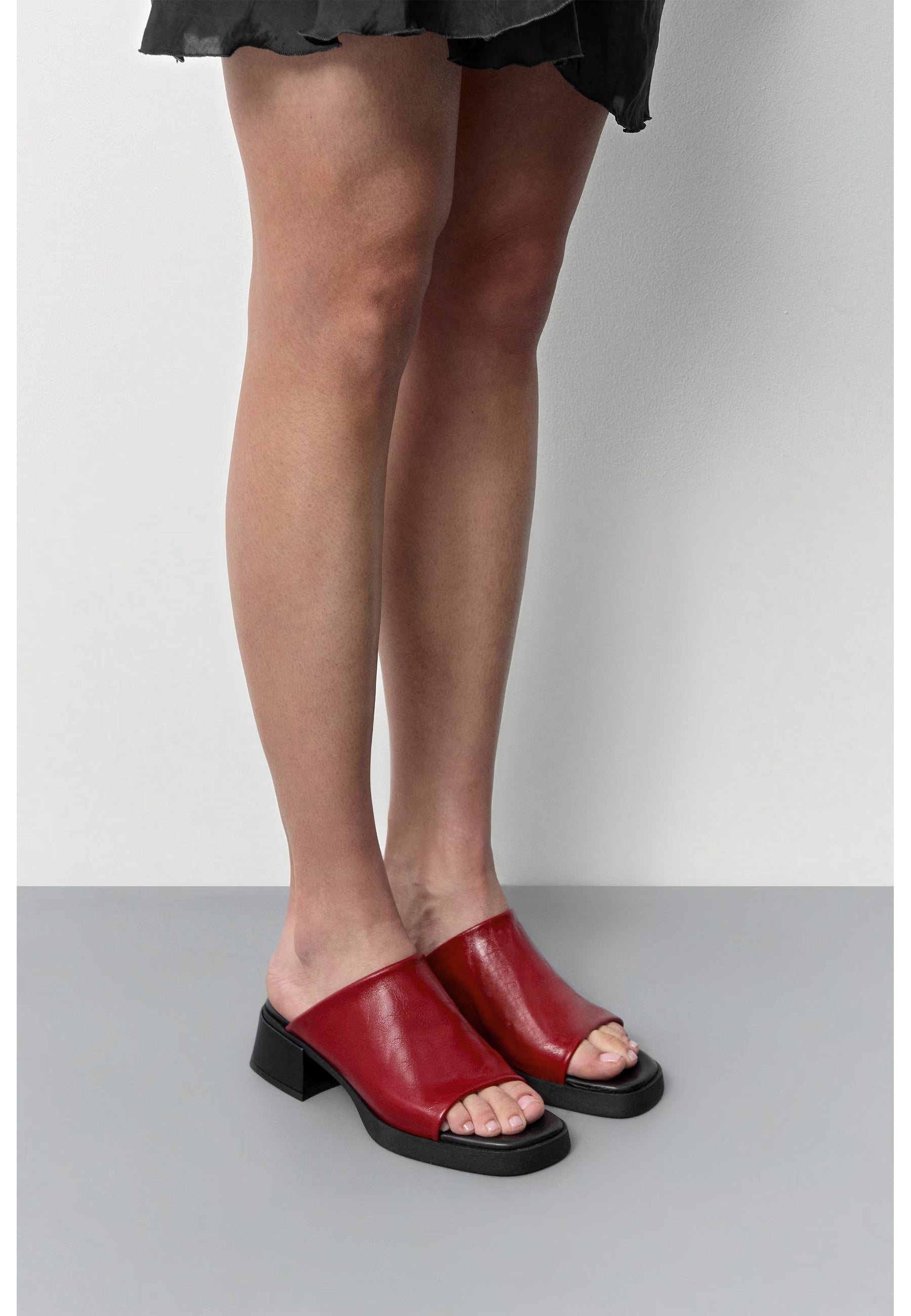 Miista SANDALI Rosso