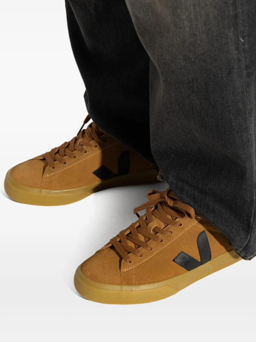 Veja SNEAKERS Beige