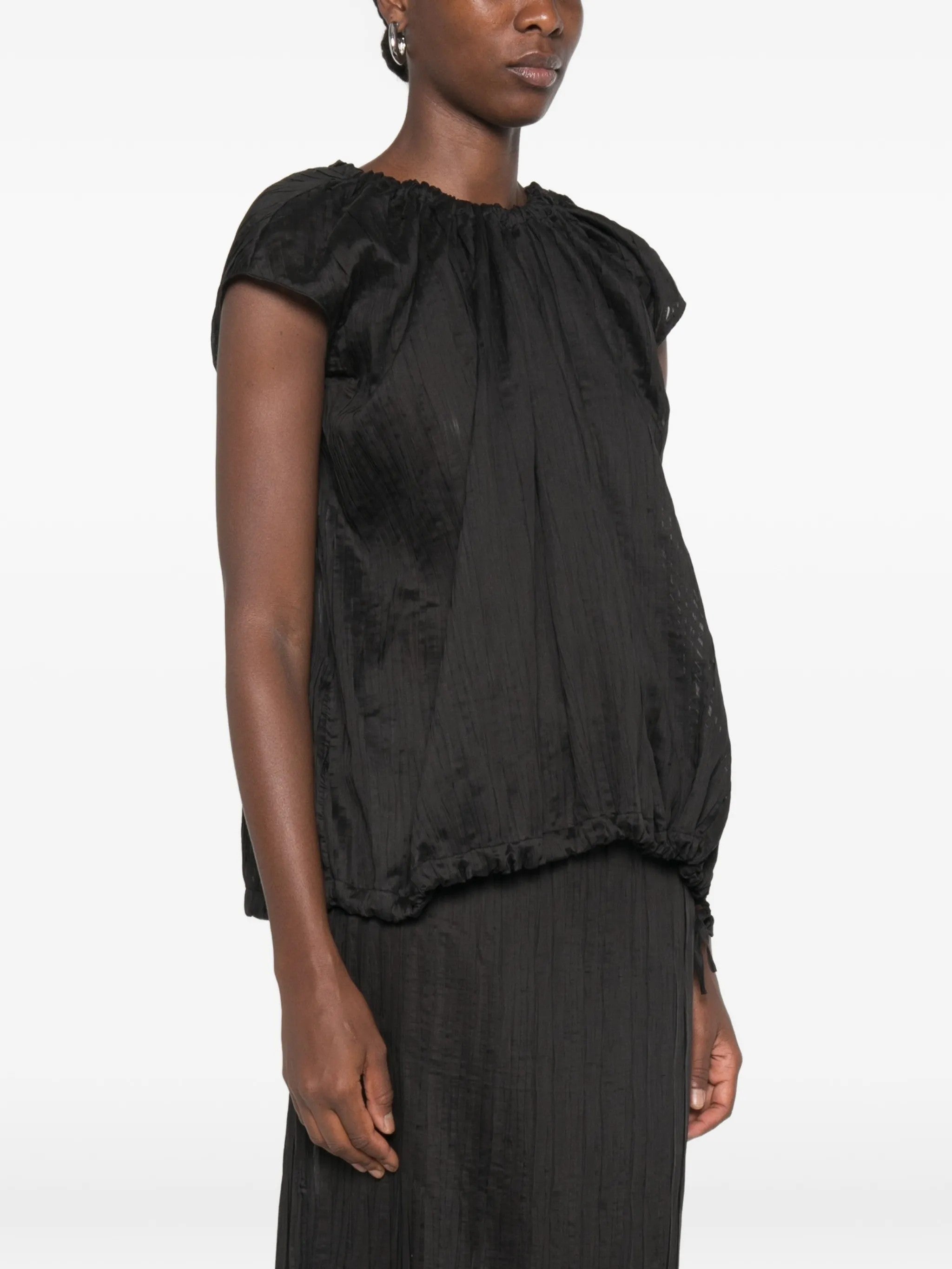 Su TOP Nero