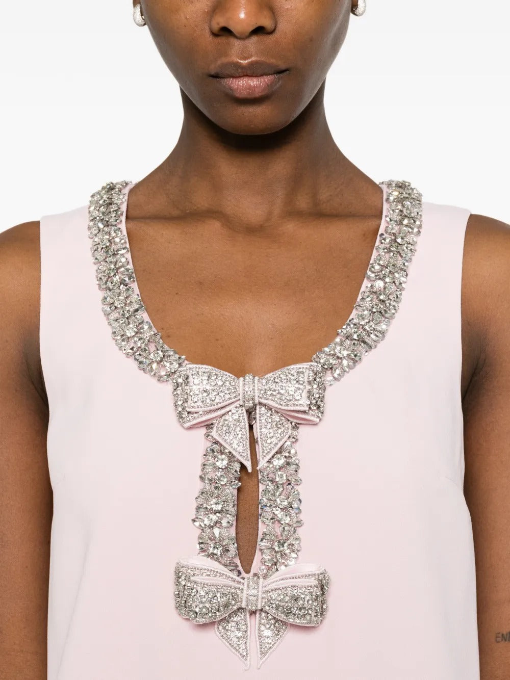 Self-portrait VESTITI Rosa