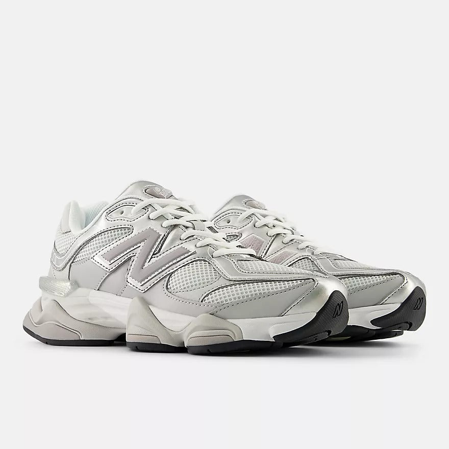 New Balance SNEAKERS Beige