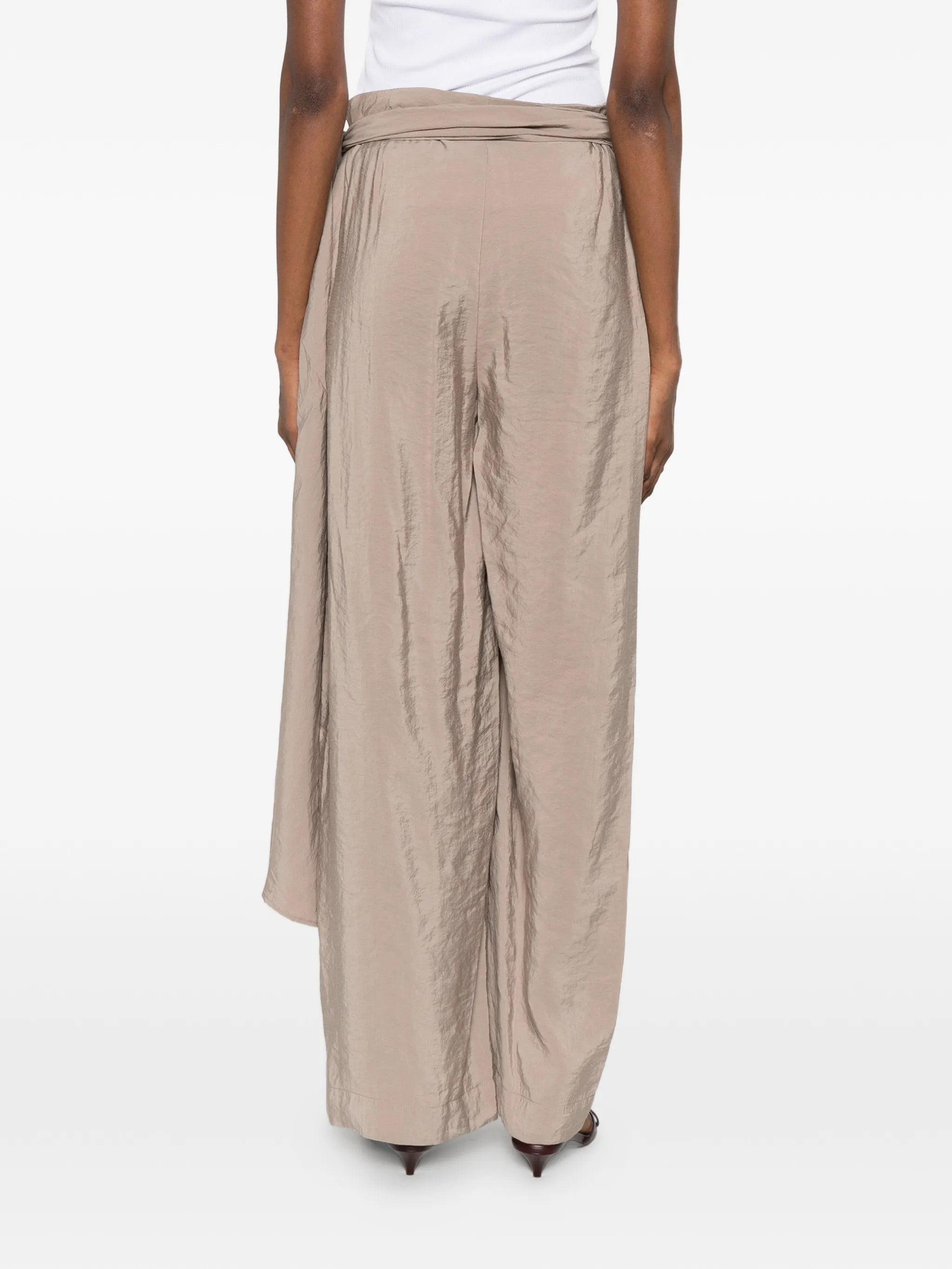 Su PANTALONI Beige