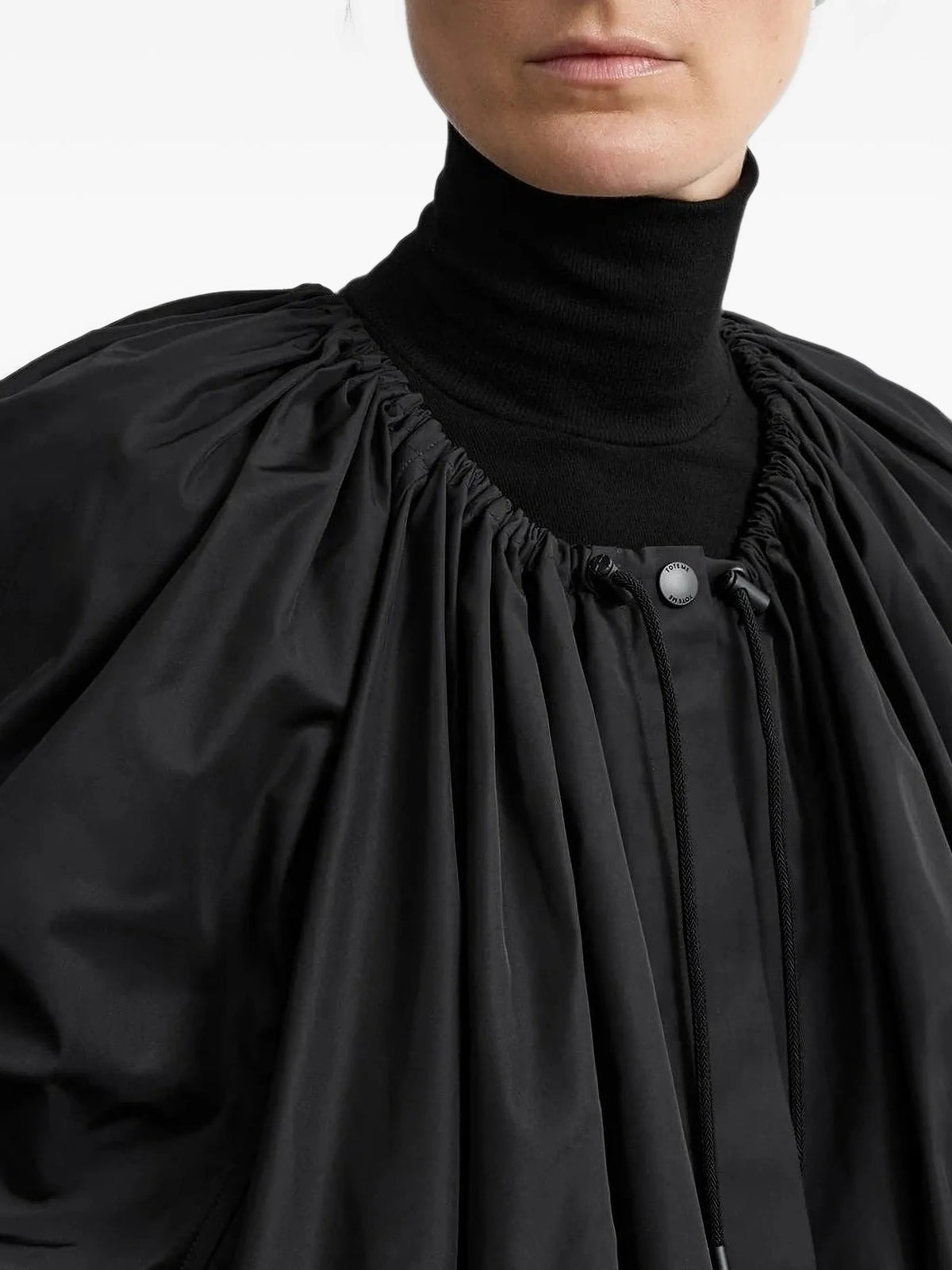 Toteme CAPPOTTI E PIUMINI Nero